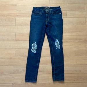 Levi’s skinny jeans